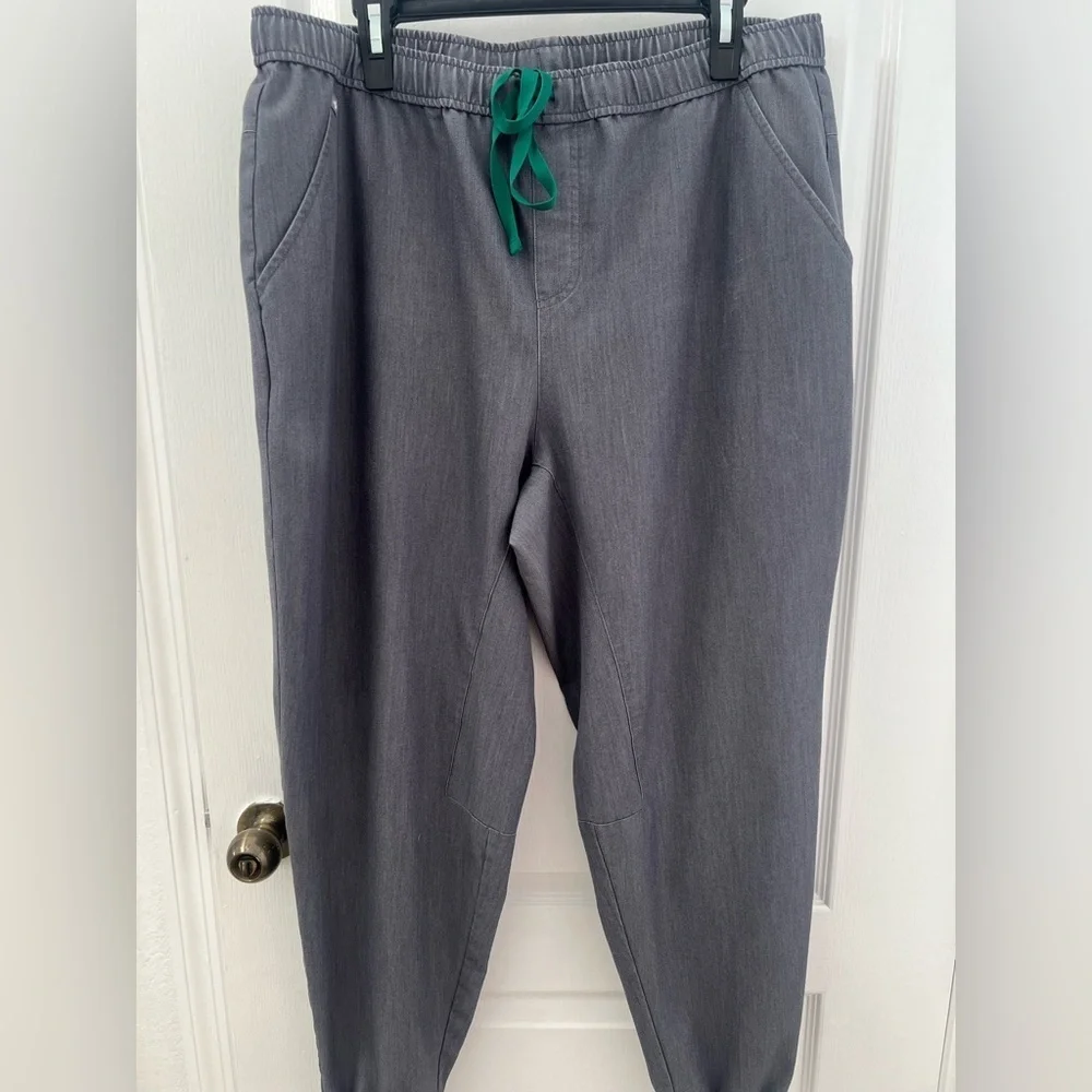 Figs Tansen Gray Jogger Scrub Pants™ (Size XXL)